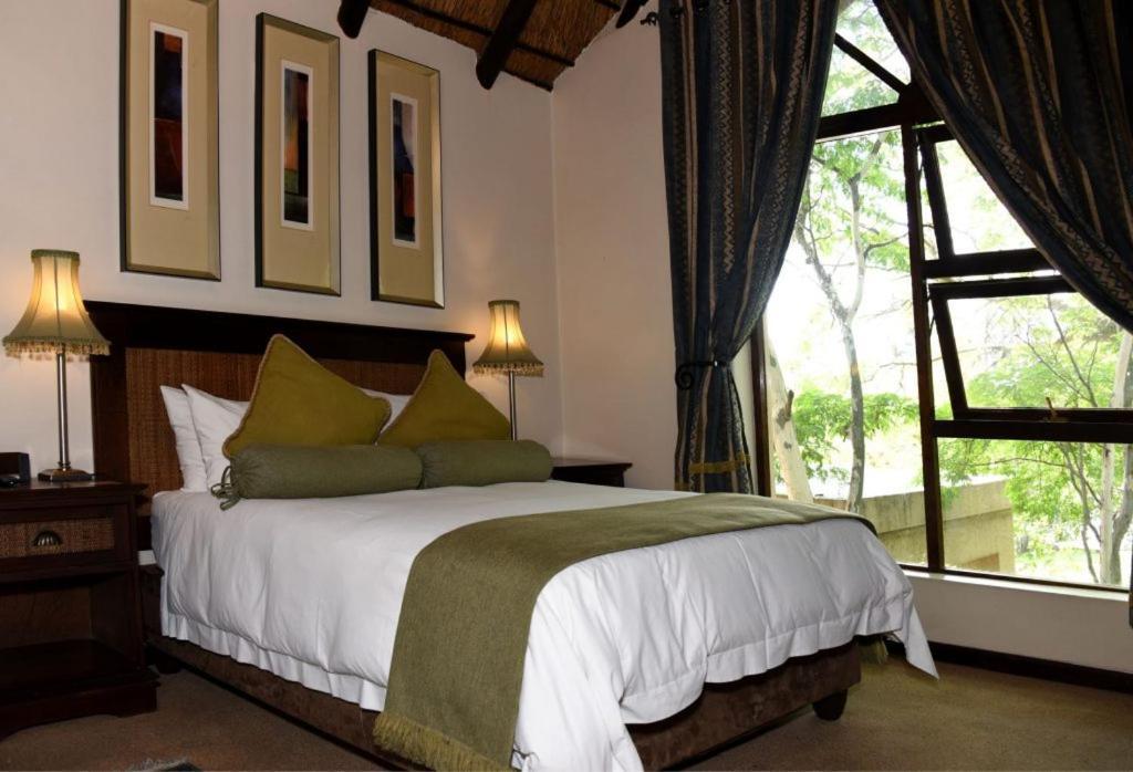 Lourie 4* Sandton