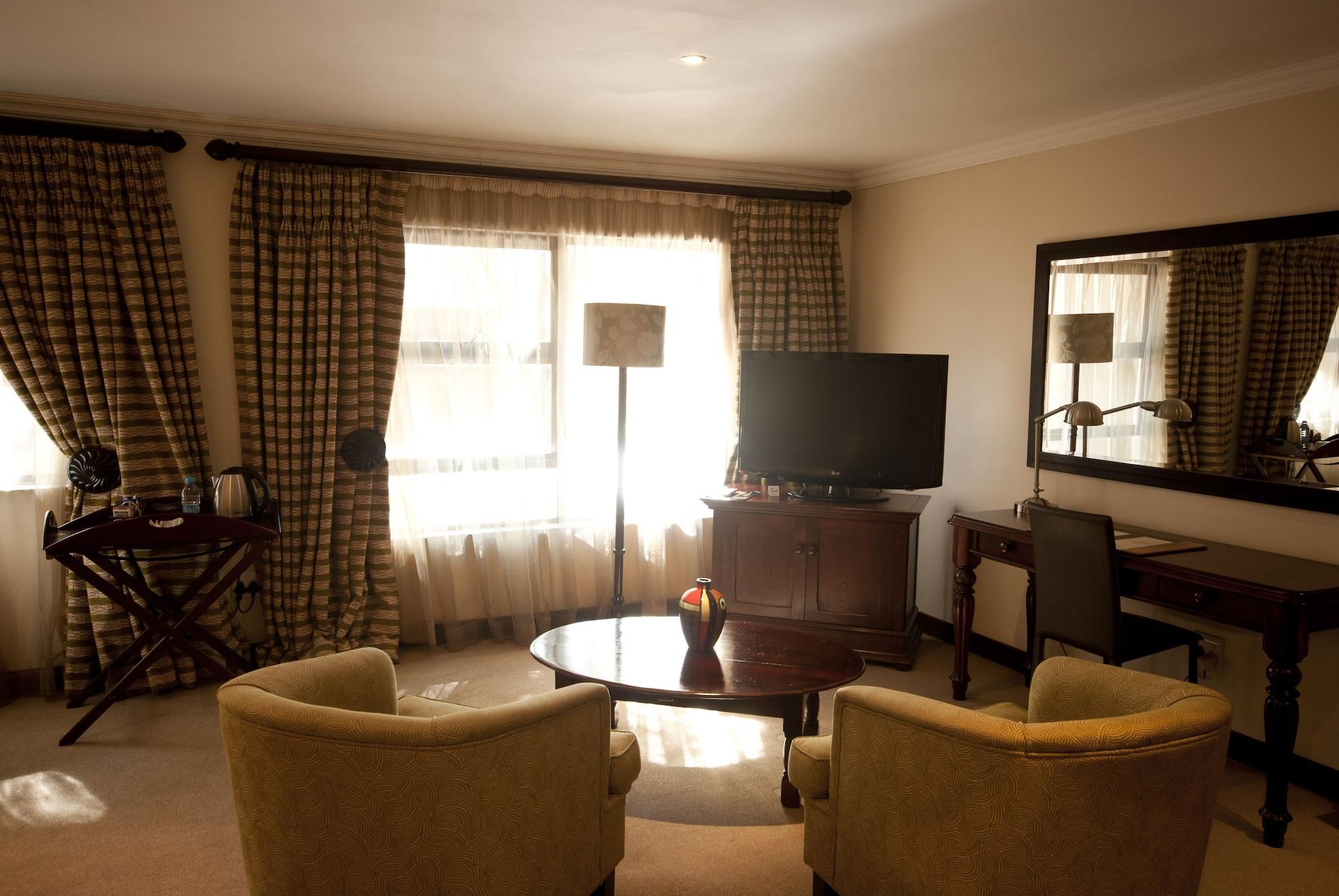 Lourie Sandton