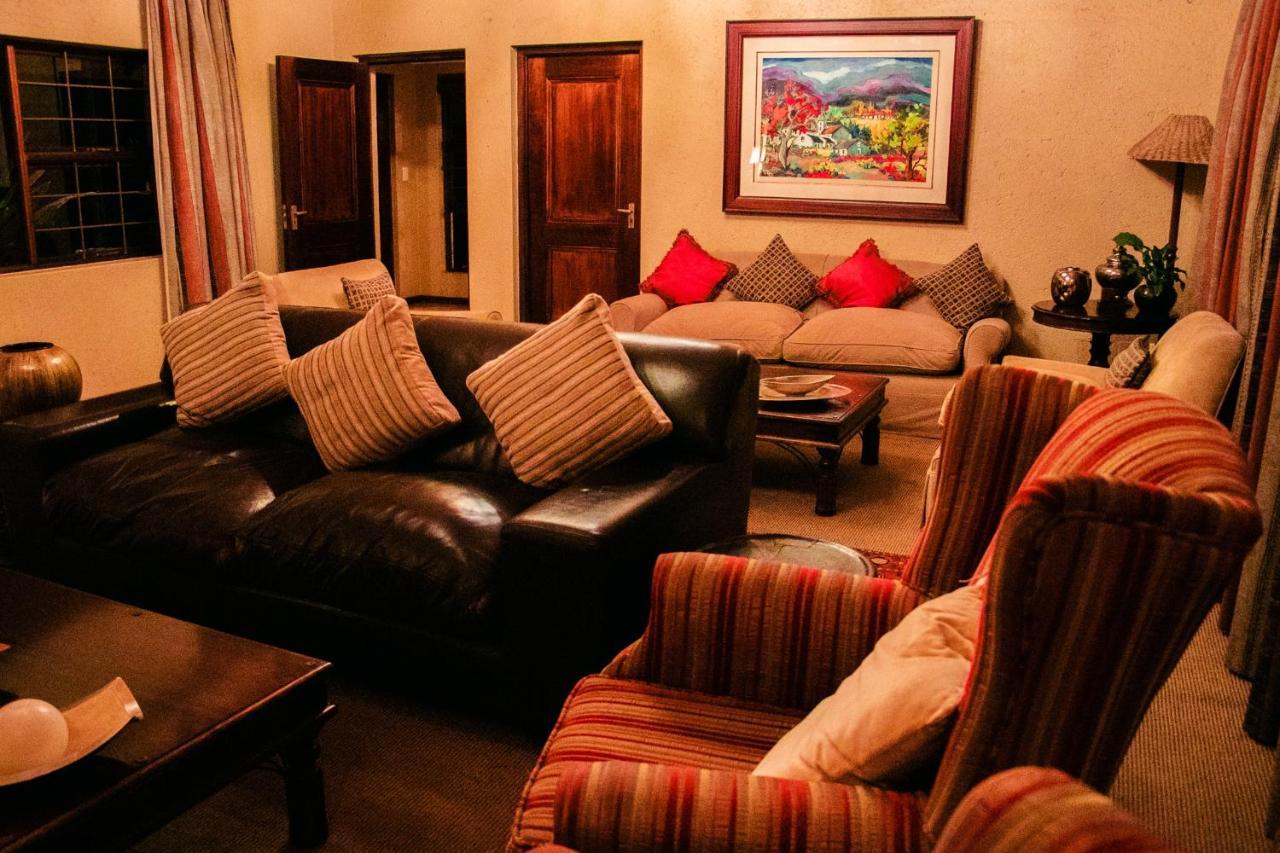 Lourie Sandton