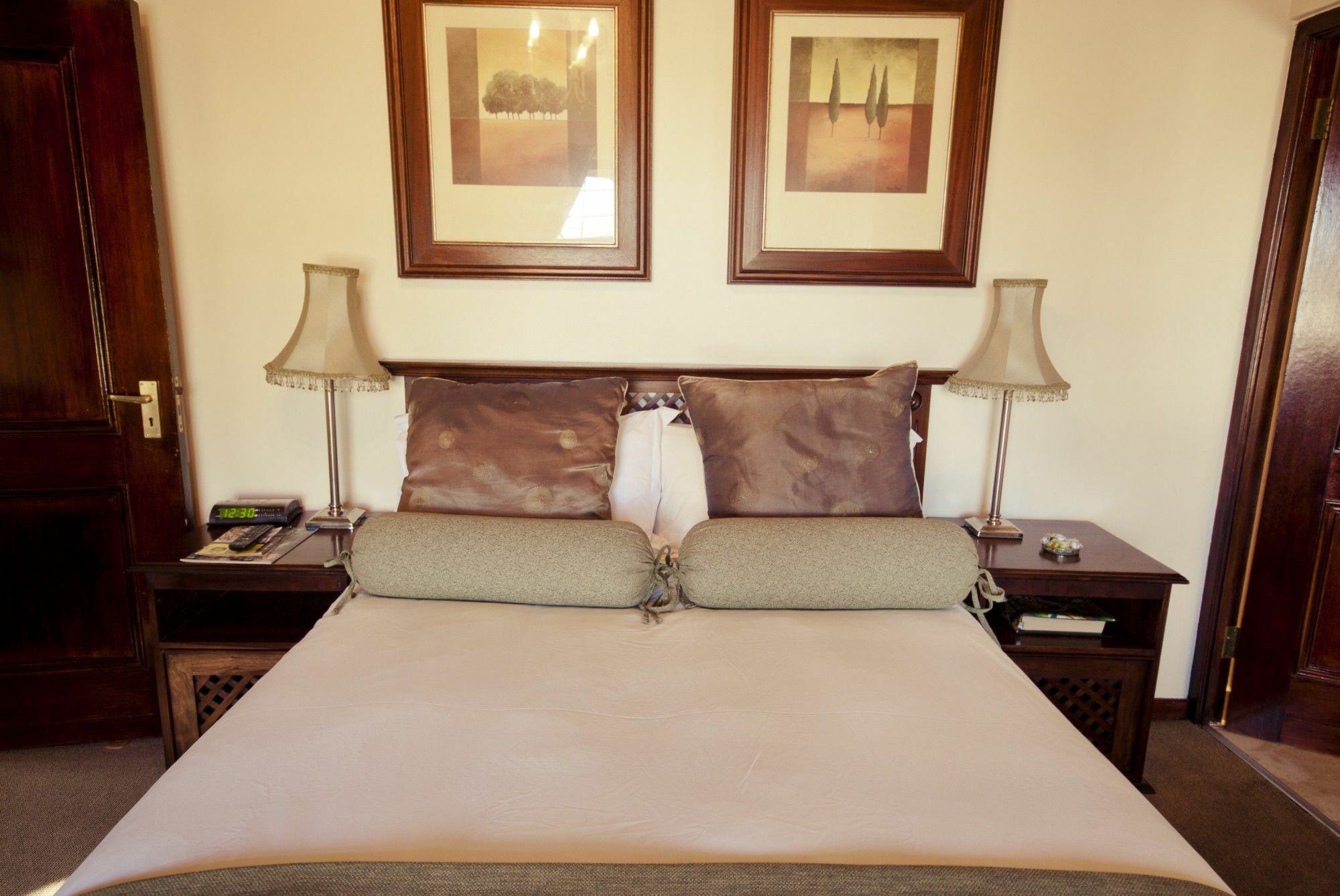 Lourie 4* Sandton